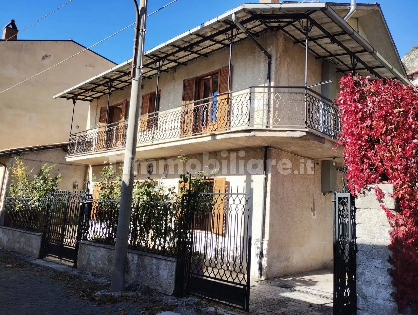 Casa indipendente in vendita a Tagliacozzo