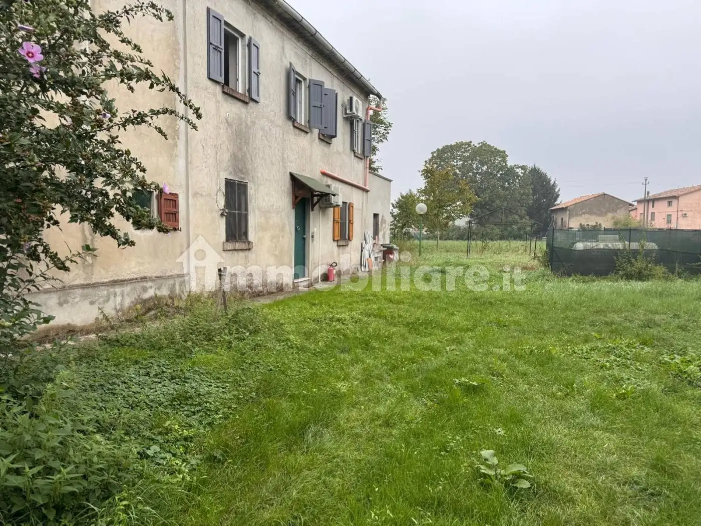 Villa unifamiliare, buono stato, 394 m², Brescello - foto 2
