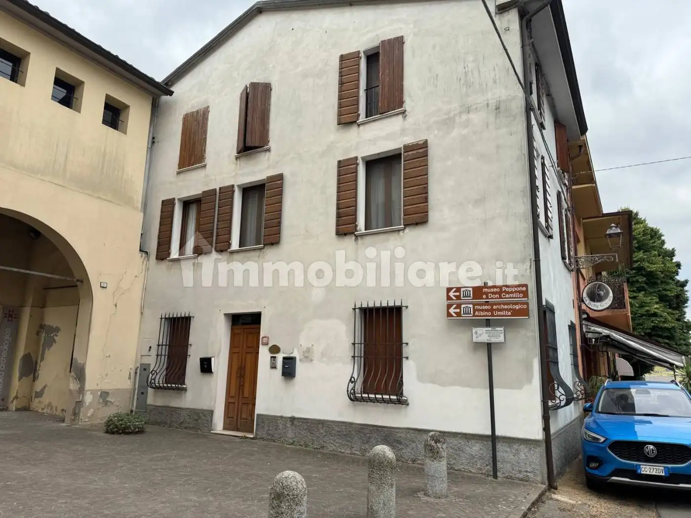 Villa in vendita a Brescello