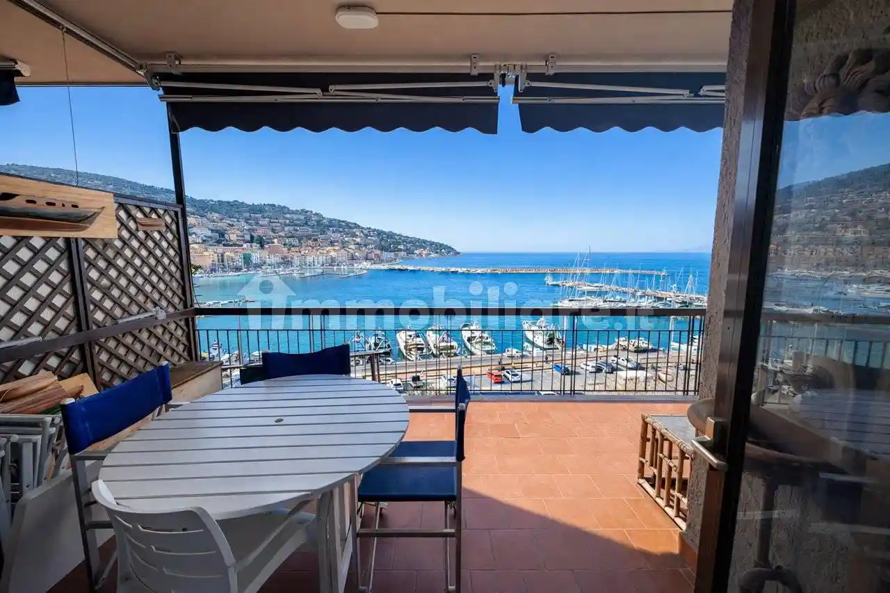 Appartamento in vendita a Monte Argentario