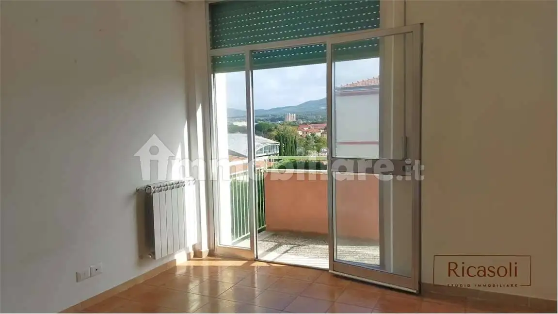 Appartamento in vendita a Livorno