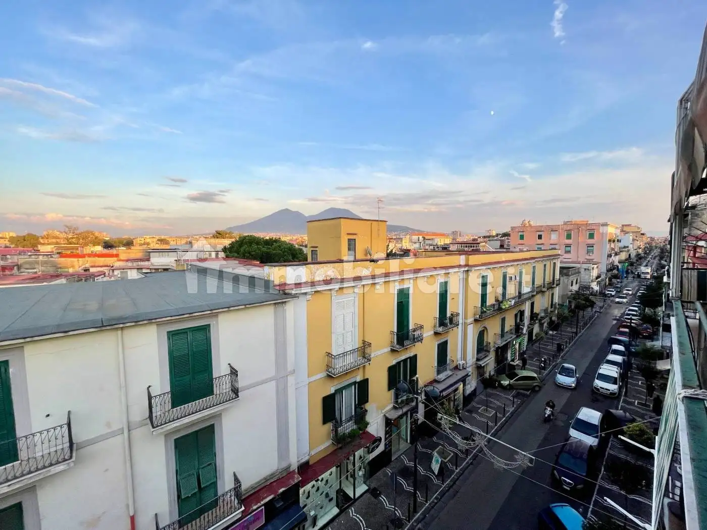 Appartamento in vendita a Napoli