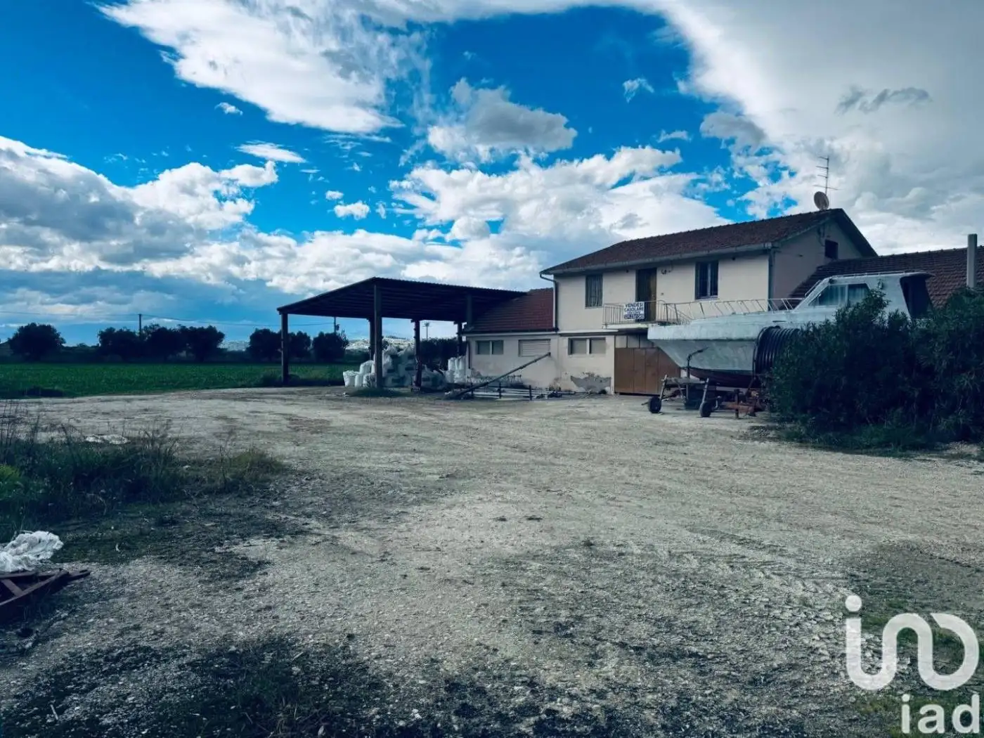 Rustico - Casale in vendita a Controguerra