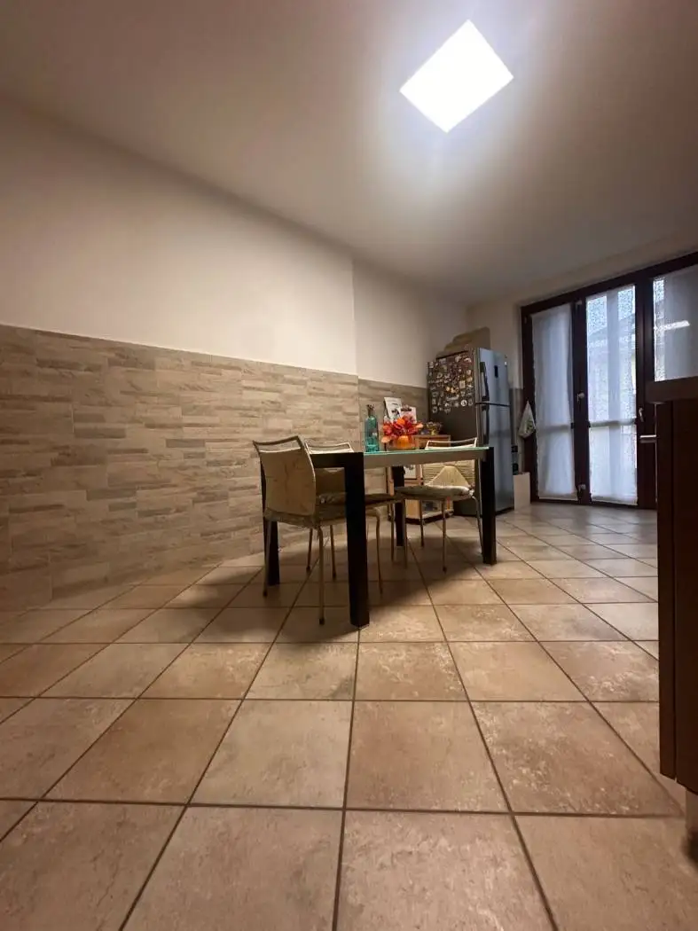 Quadrilocale via Marcello Prestinari, Besate - foto 2