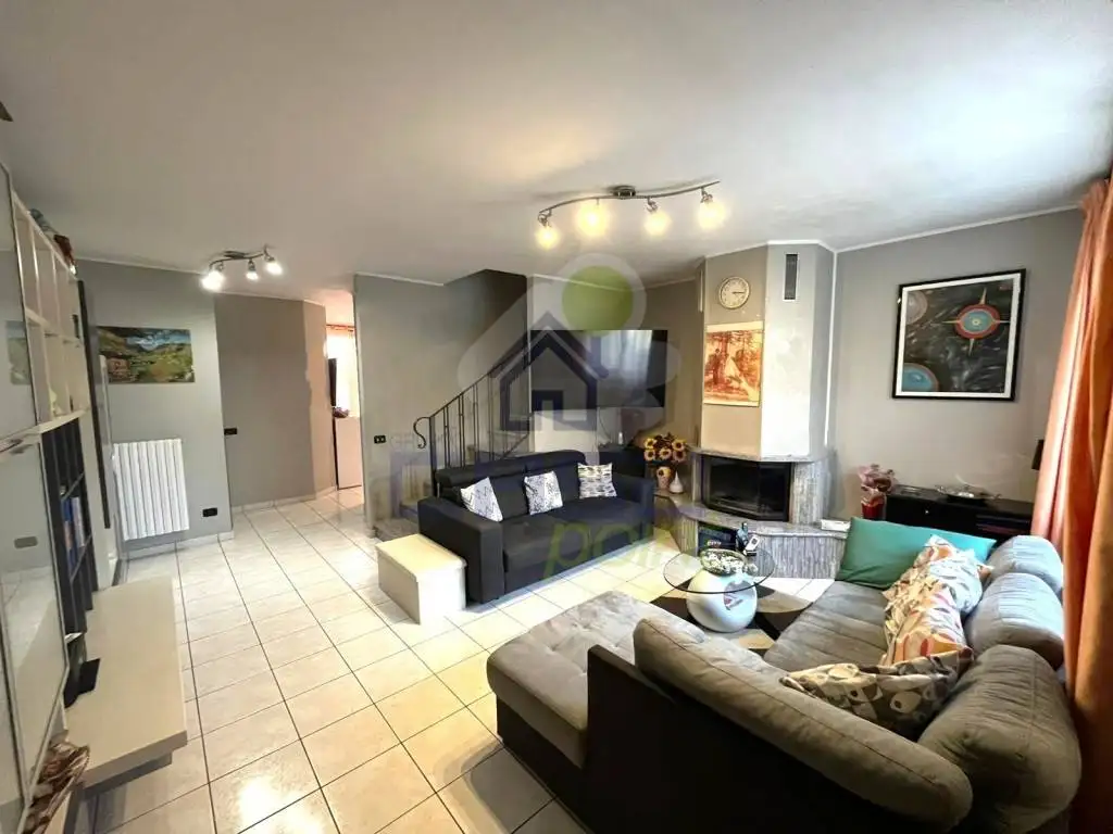 Villa a schiera via Privata Gianluigi Pandolfi, Castelgerundo - foto 5