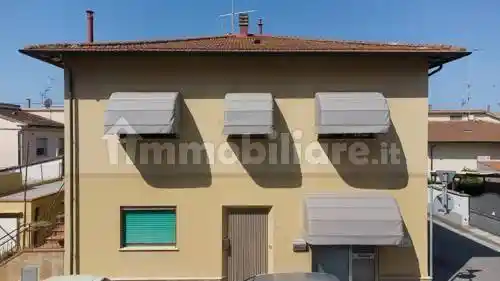 Villa in vendita a Cecina