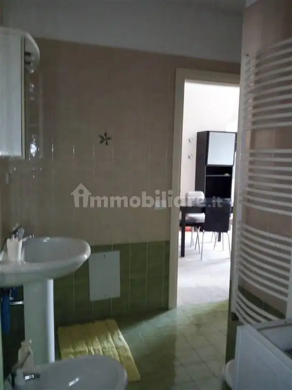 Bilocale via sant'antonio abate, Emanuele II, C. Colombo, Morelli e Silvati, Avellino - foto 3