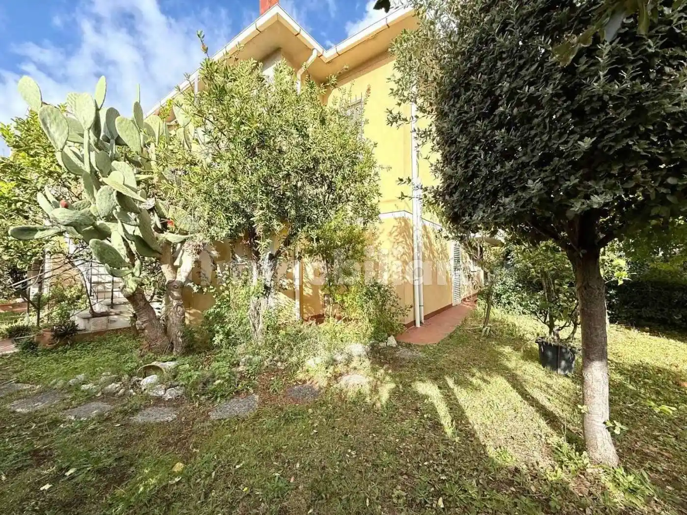 Appartamento in vendita a Cecina