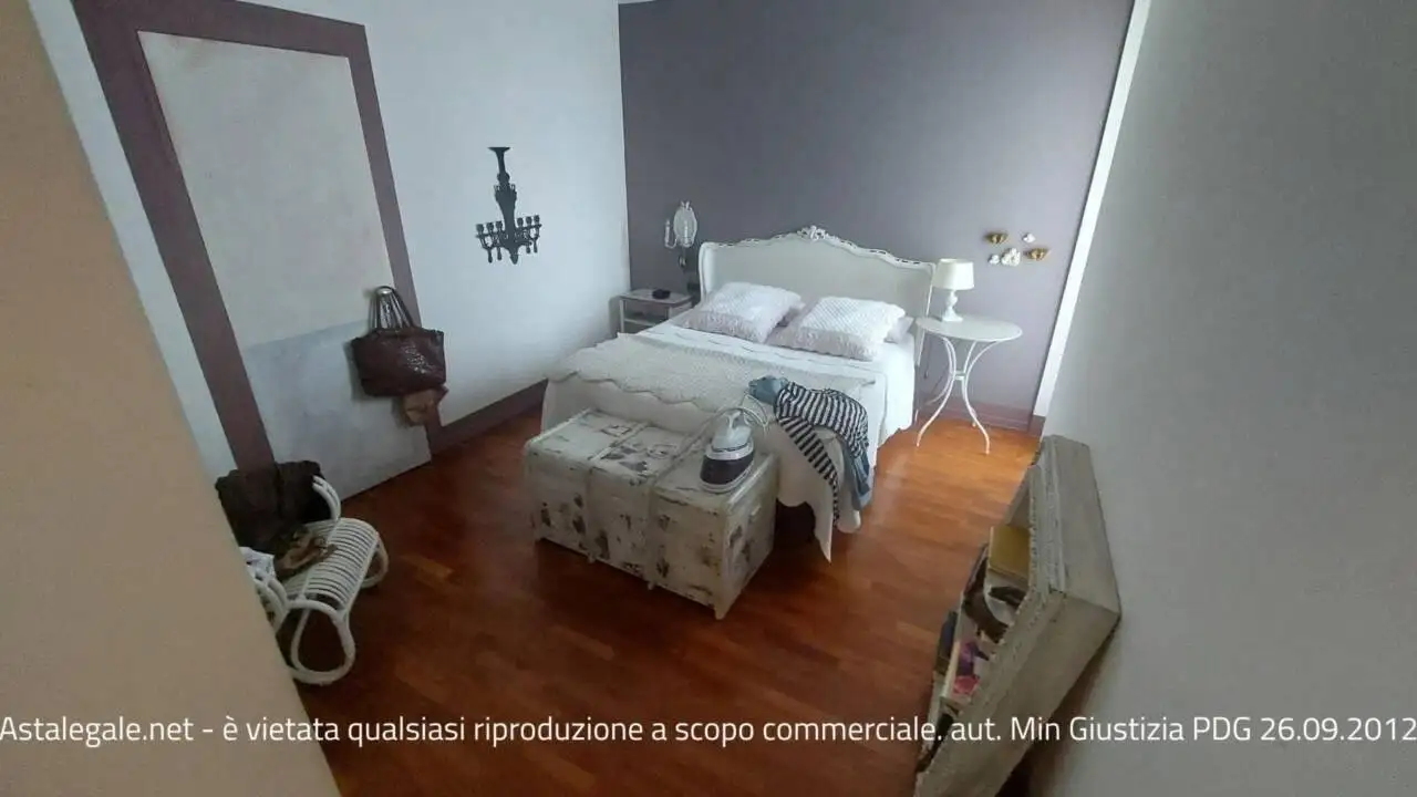 Appartamento in asta a Luvinate