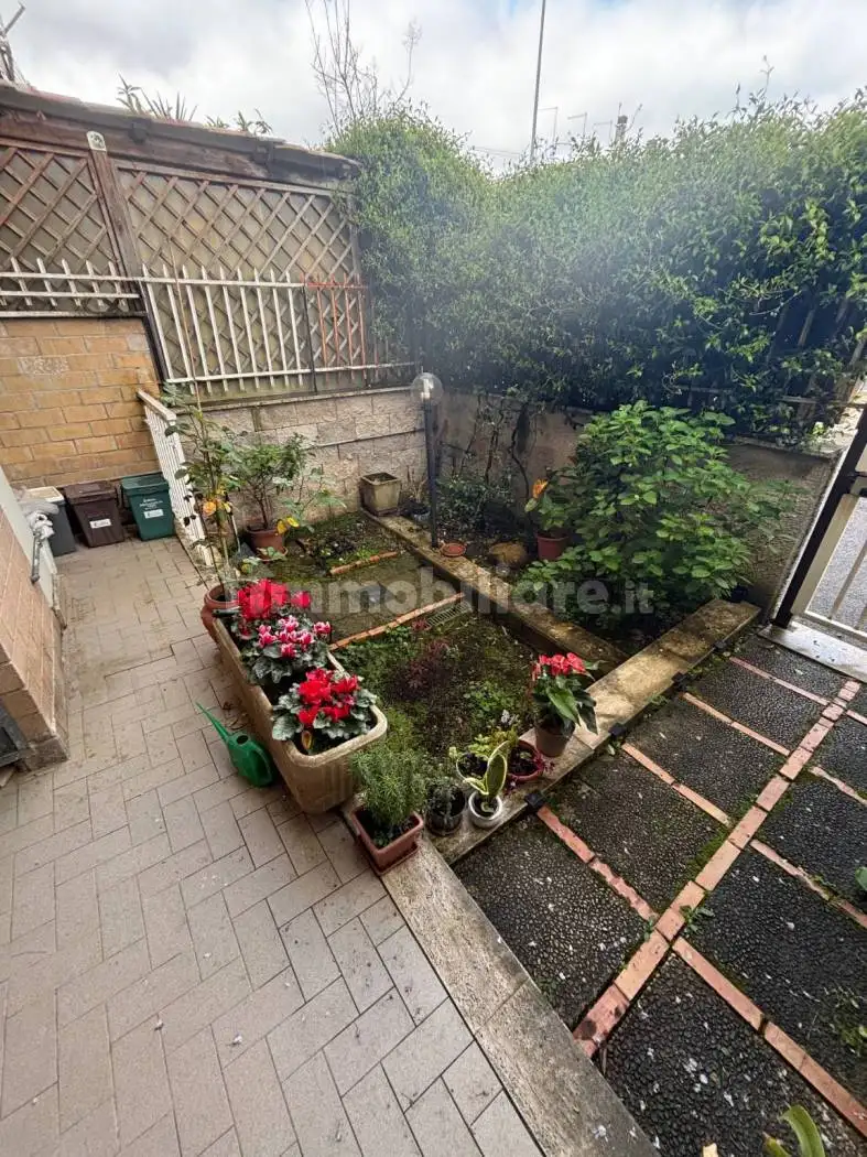 Villetta a schiera in vendita a Guidonia Montecelio