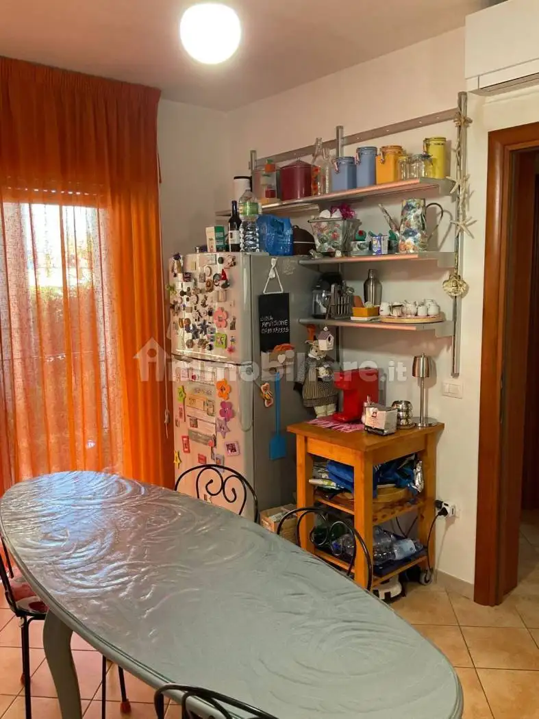 Trilocale via San Pietro 16, Centro, Bosa - foto 4