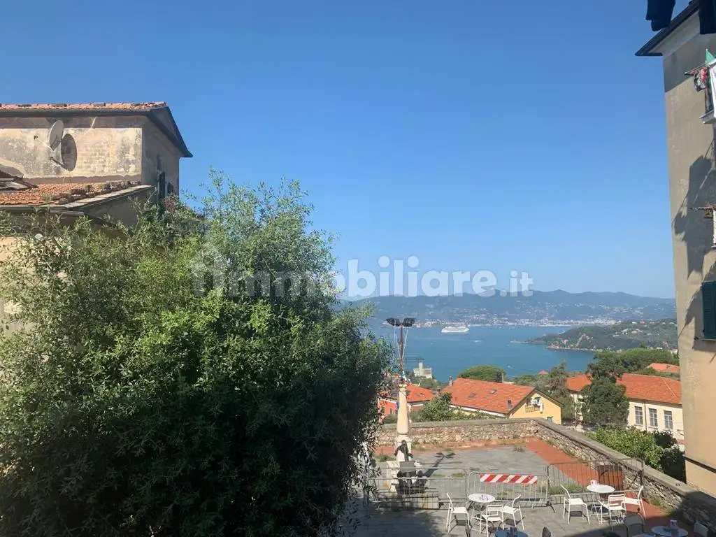 Appartamento in vendita a Lerici