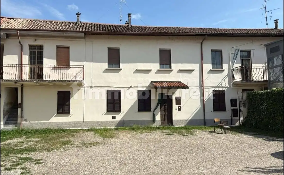 Appartamento in vendita a San Martino Siccomario