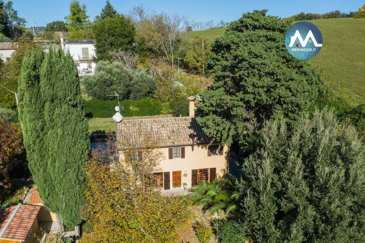 Rustico - Casale in vendita a Pesaro