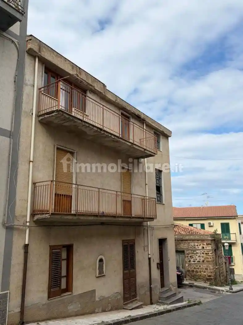 Casa indipendente in vendita a Acquedolci