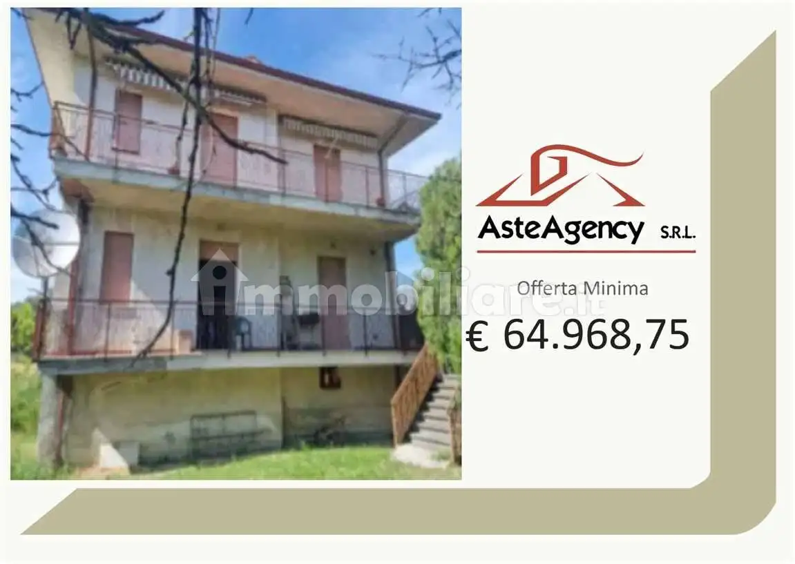 Appartamento in asta a Trecastelli