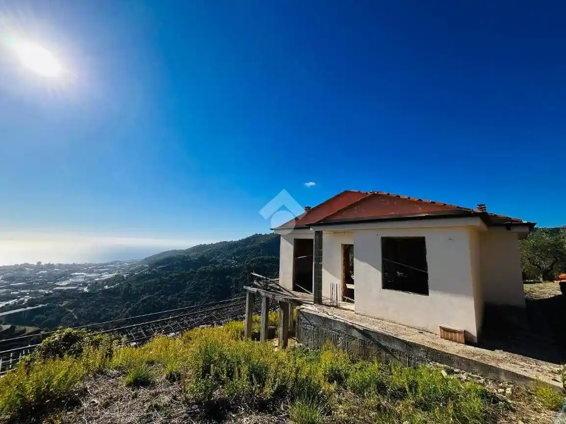 Villa in vendita a Taggia