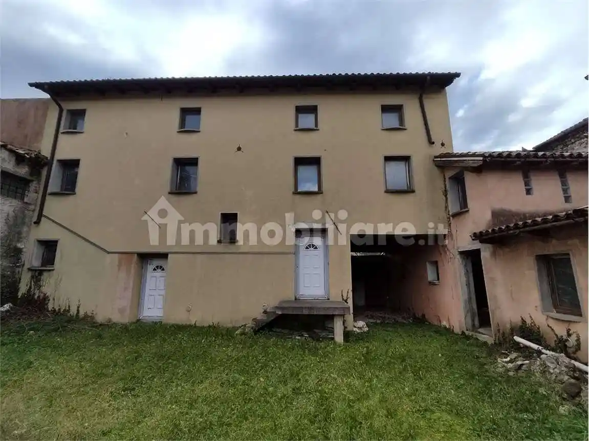 Rustico - casale all'asta via Ippolito Nievo, 46, Santa Maria la Longa - foto 2