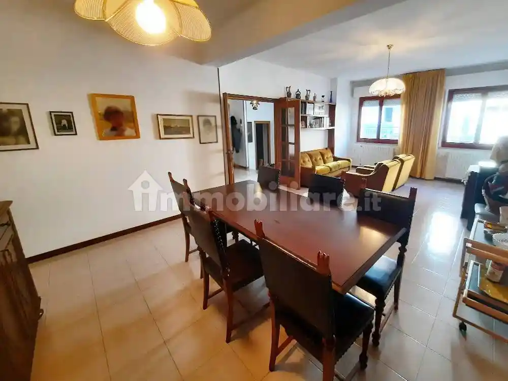 Appartamento via Giuseppe Garibaldi 20, Centro, Alba Adriatica - foto 2