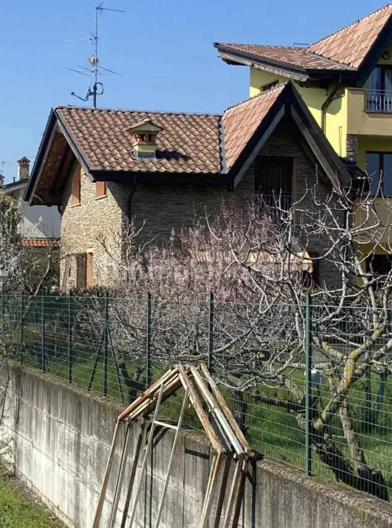 Villetta a schiera all'asta via Paolo Borsellino 184, Comun Nuovo - foto 2