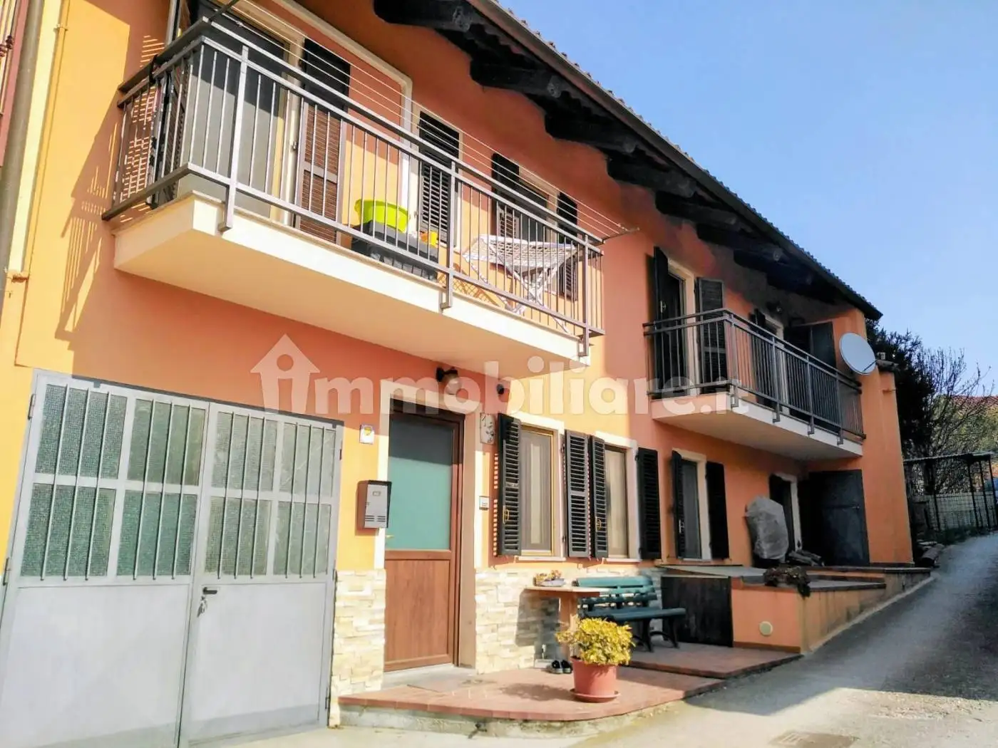 Casa indipendente in vendita a Mombello di Torino