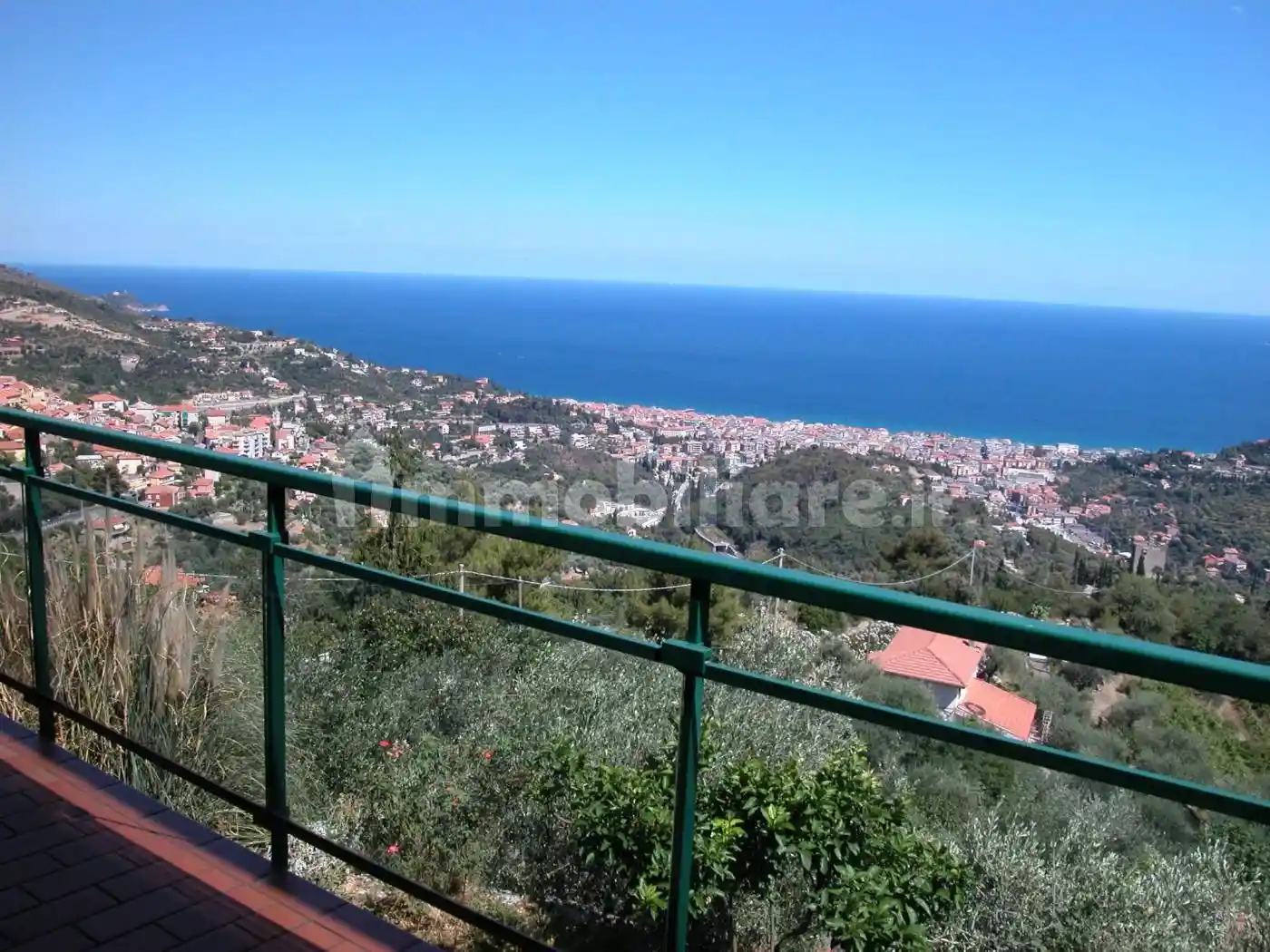 Villa in vendita a Alassio