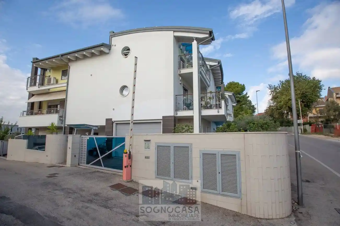 Villa a schiera via Colle Innamorati 49/7, Colli Innamorati - Madonna, Pescara - foto 3