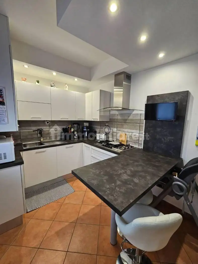 Trilocale via Pallaia, Centro, Castelnovo di Sotto - foto 4