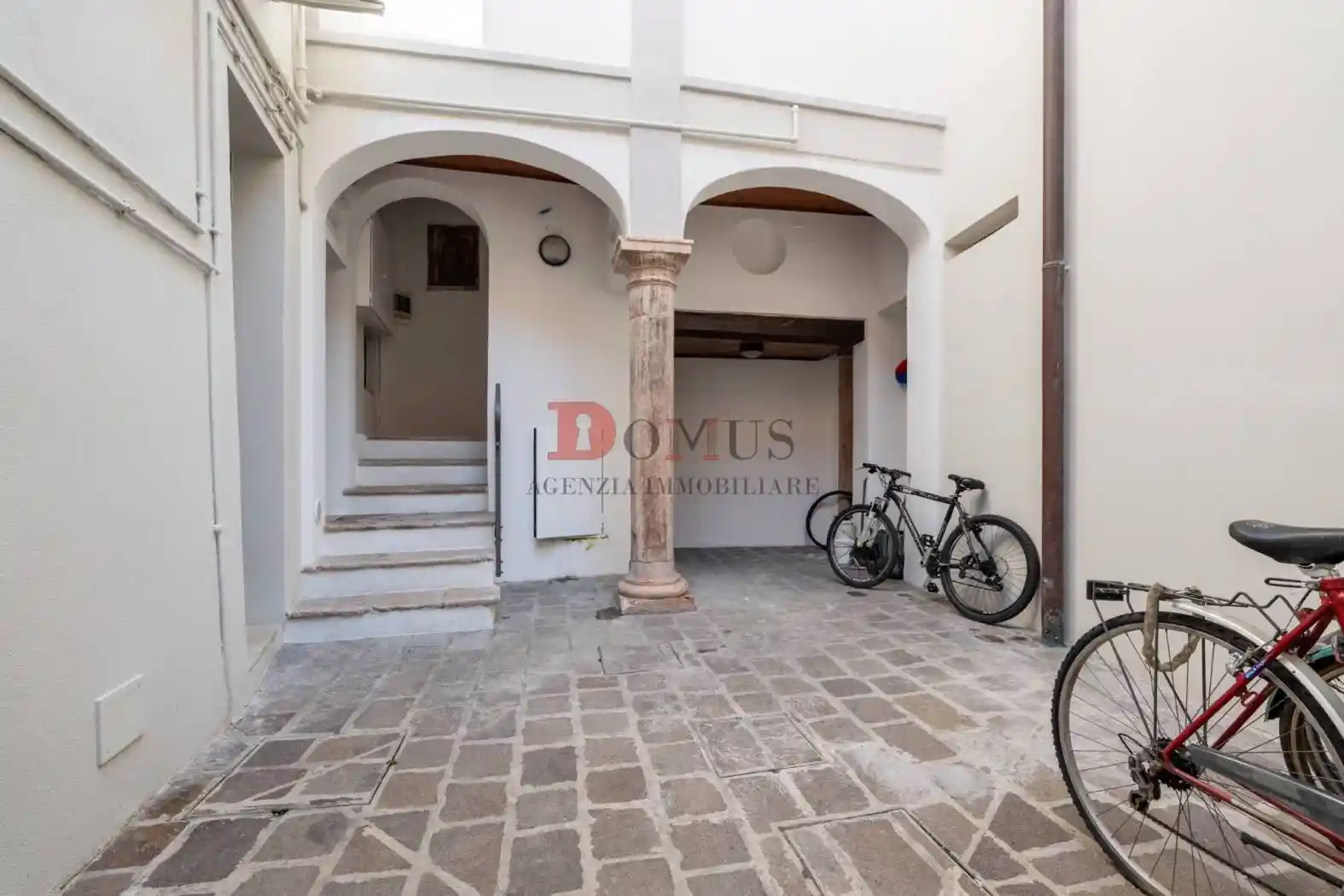 Trilocale vicolo Barche 2, Centro, Mantova - foto 3