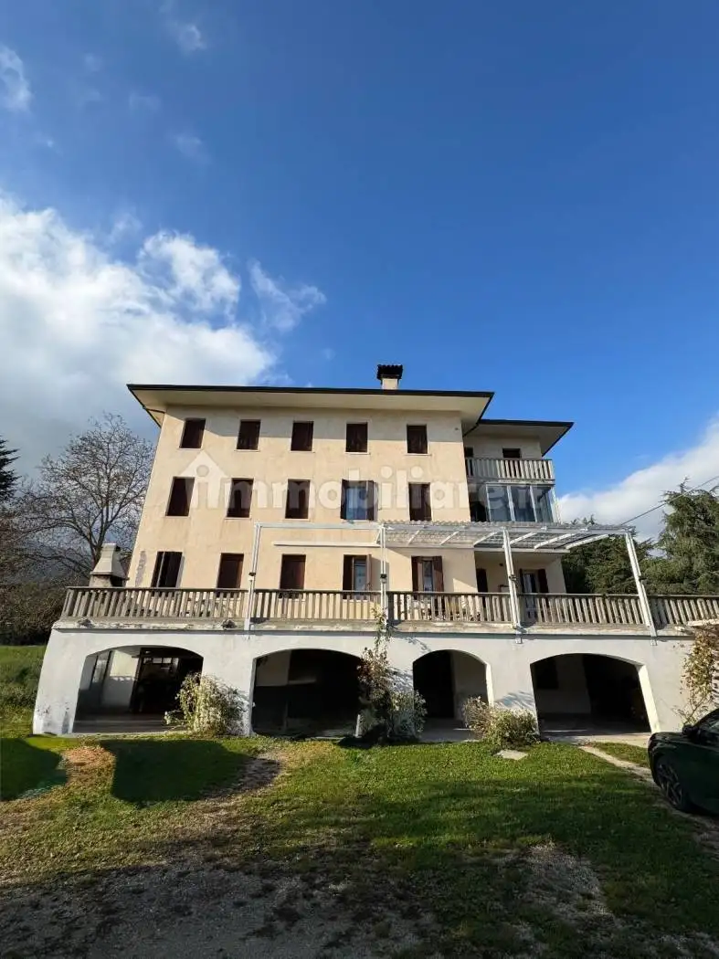 Appartamento in vendita a Possagno