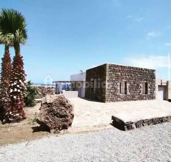 Villa in vendita a Pantelleria