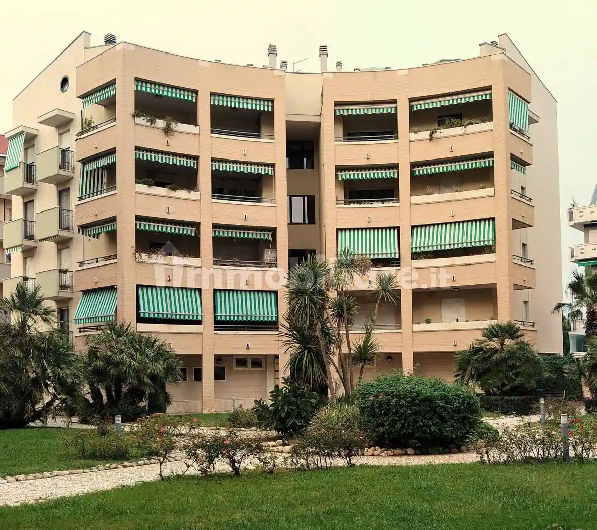 Appartamento in vendita a Pescara