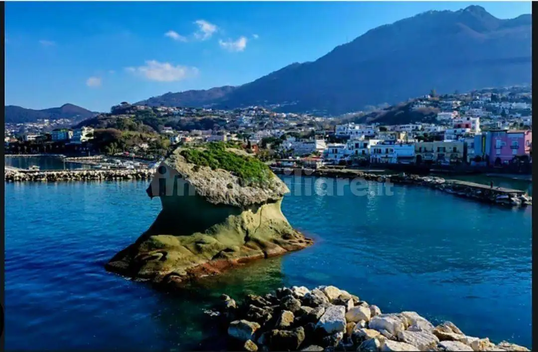 Appartamento in vendita a Lacco Ameno