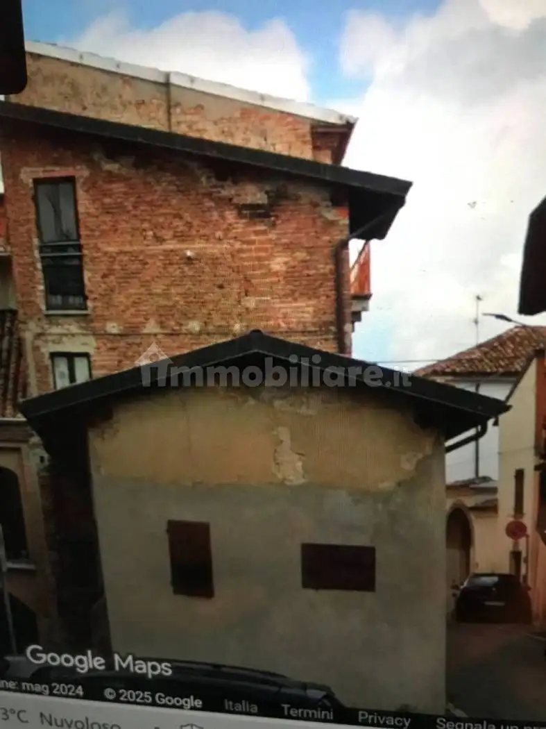 Casa indipendente in vendita a Pietra de' Giorgi