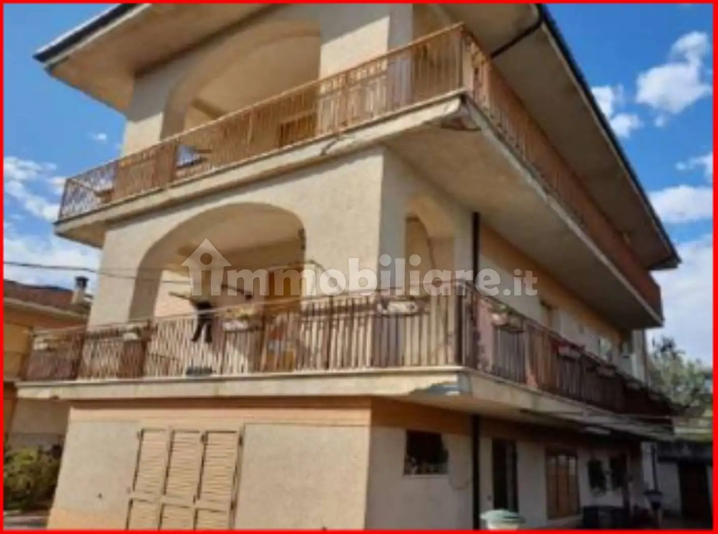 Appartamento in vendita a Carolei