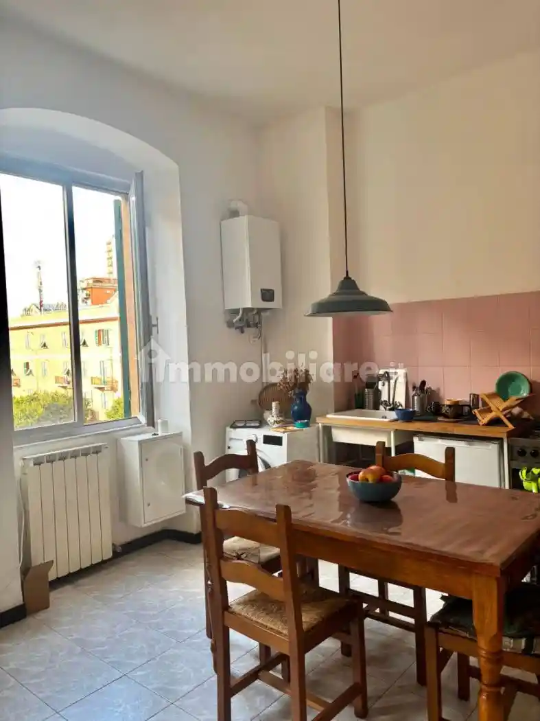 Appartamento in vendita a Genova