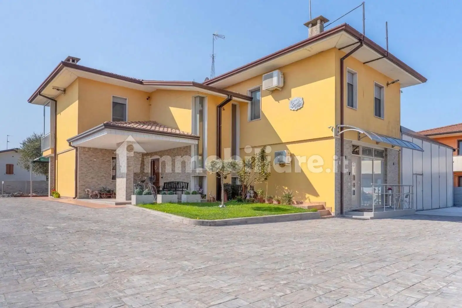 Villa in affitto a Castiglione delle Stiviere
