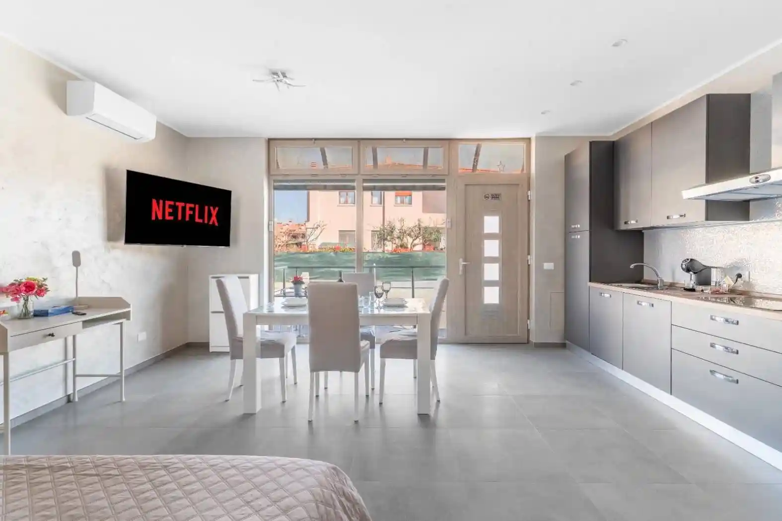 Appartamento in villa via Giacomo Puccini, Centro, Castiglione delle Stiviere - foto 2