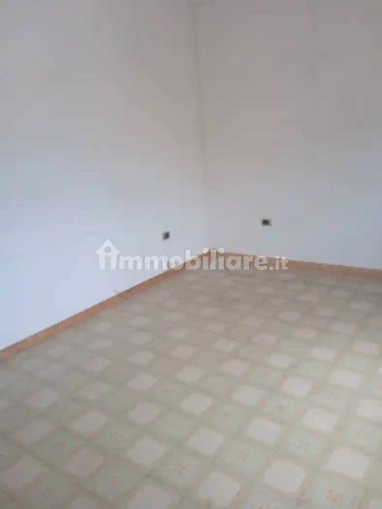 Bilocale via Aquileia 49, Centro Direzionale, Napoli - foto 3