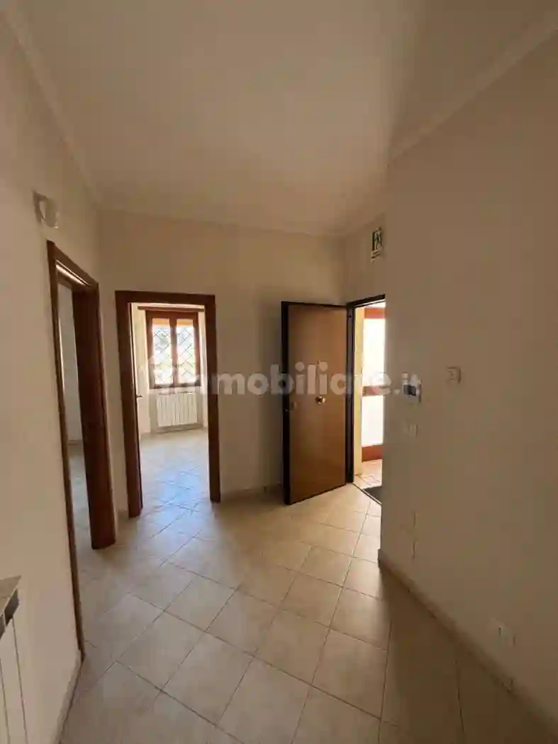 Trilocale via Roma 78, Pomezia Centro, Pomezia - foto 4