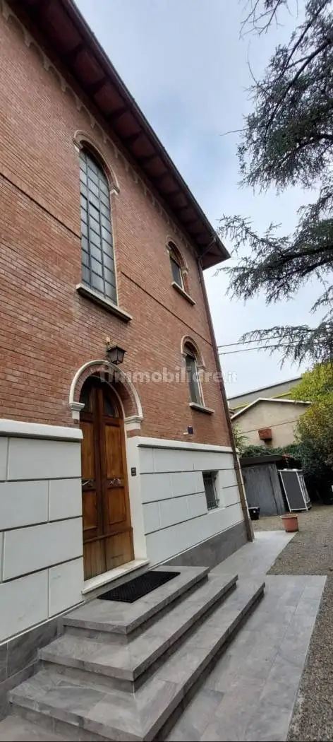 Villa in vendita a Modena