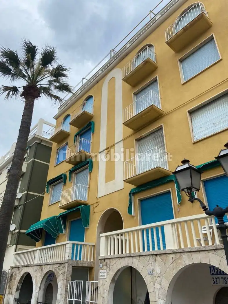 Trilocale corso Armando Diaz 8, Via Roma, Borgo Barusso, Alassio - foto 2