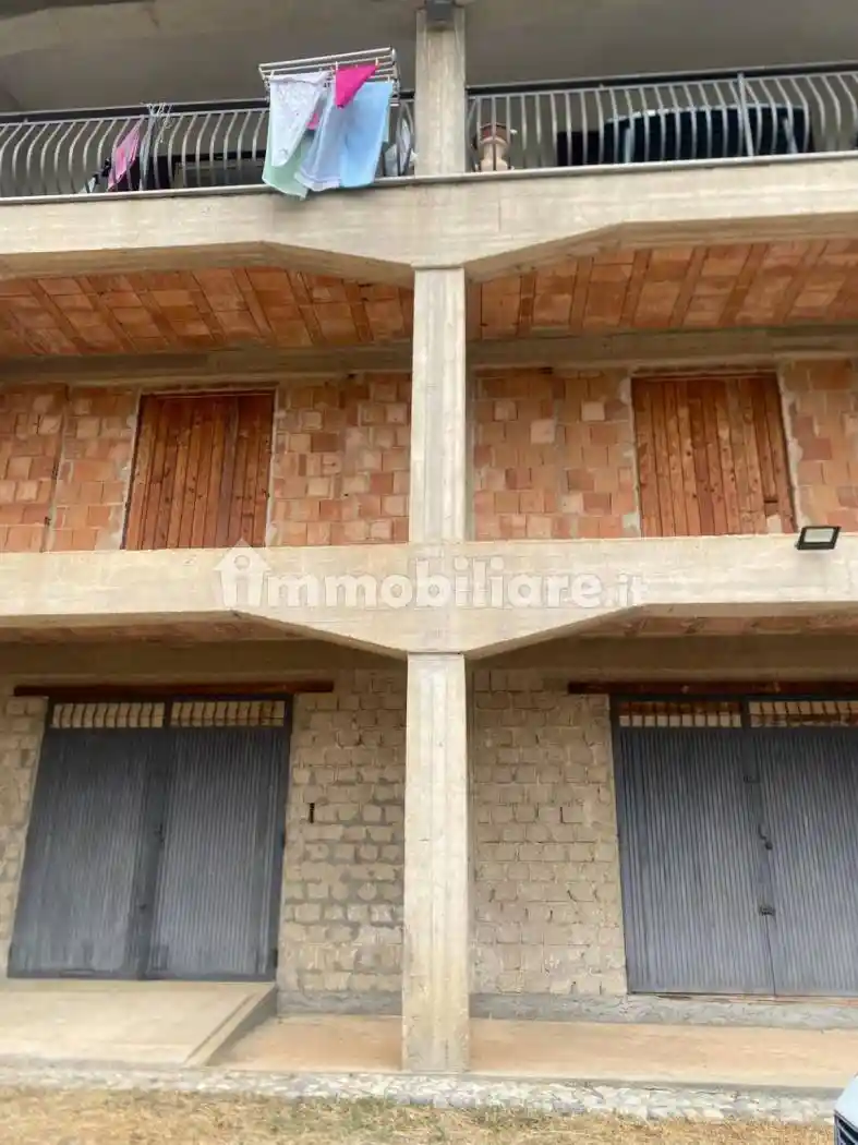 Palazzo - Edificio in Vendita - foto 2