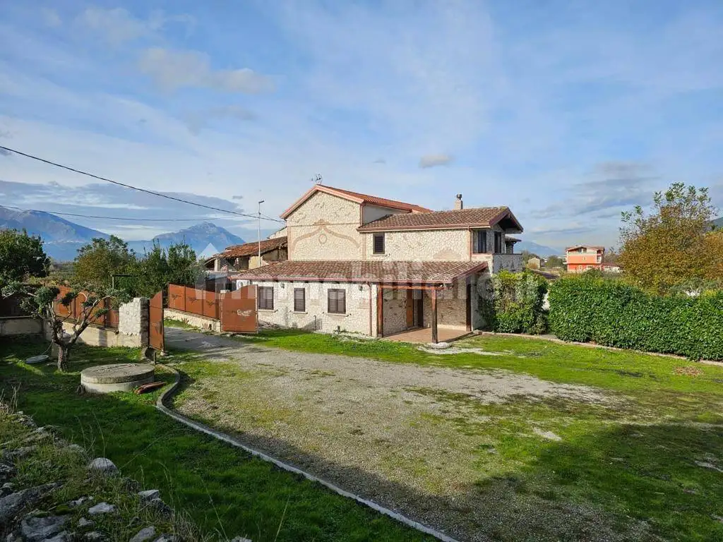 Casa indipendente in vendita a Sala Consilina