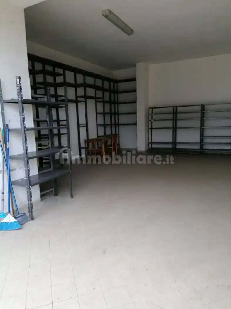 Appartamento via Agrate Brianza 41, Morena, Roma - foto 5