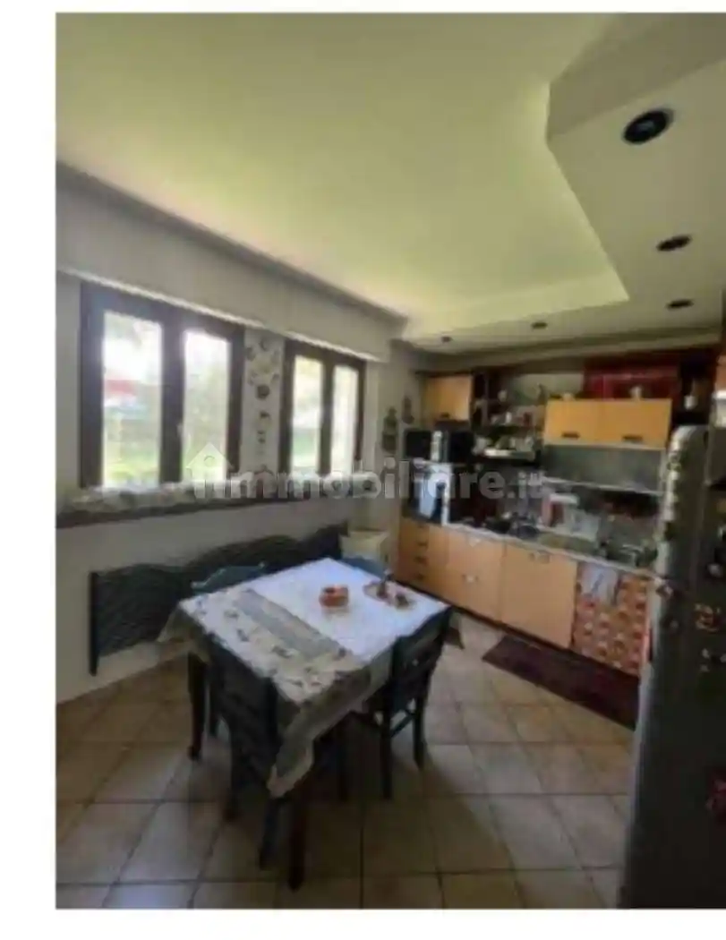 Appartamento all'asta via Parigi 17, Rende - foto 5