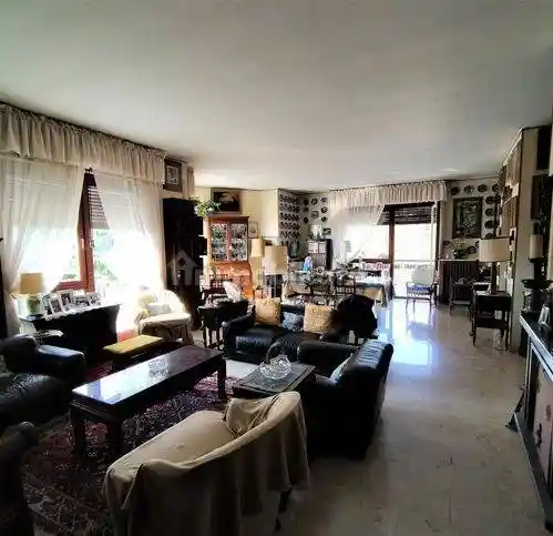 Appartamento buono stato, sesto piano, Masnago, Varese - foto 2