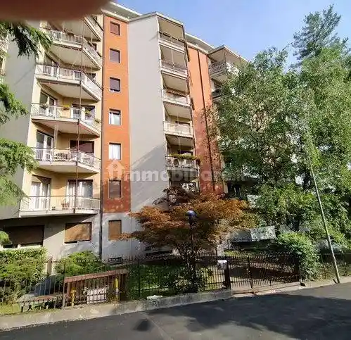 Appartamento buono stato, sesto piano, Masnago, Varese - foto 3