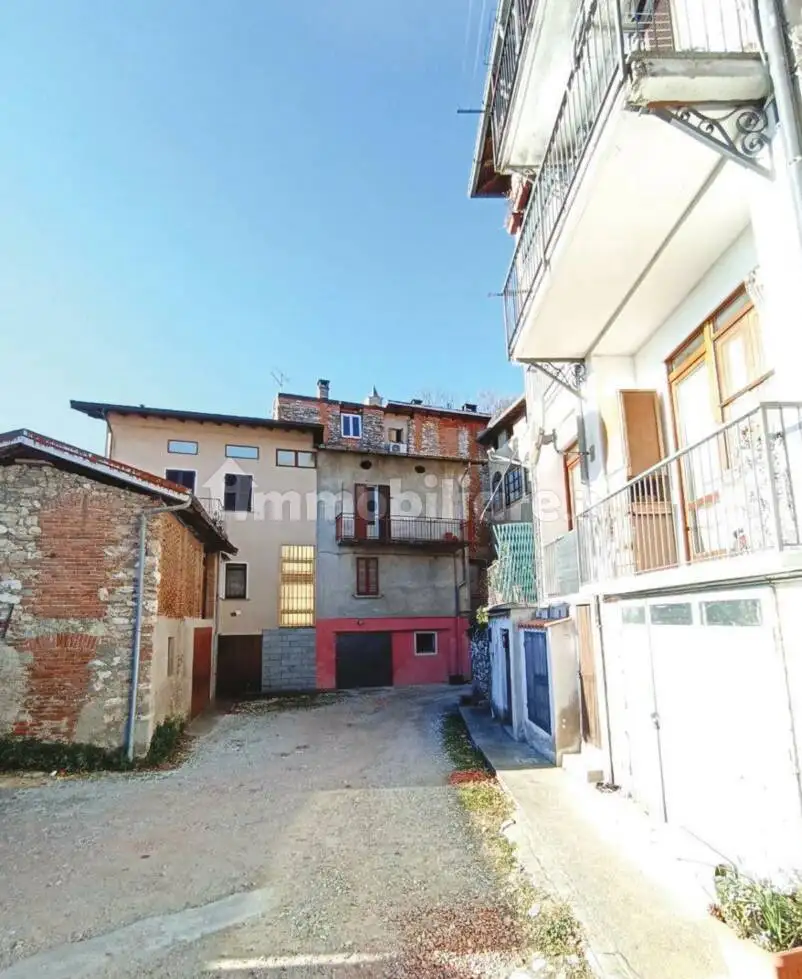 Appartamento all'asta via Chiesa, 14, Caravate - foto 3