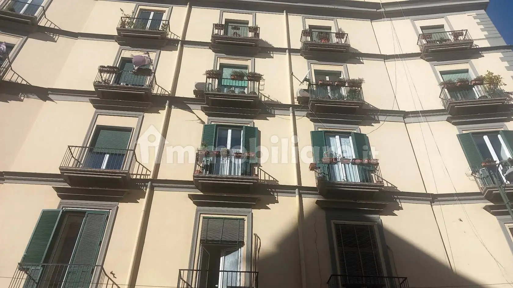 Appartamento in vendita a Napoli